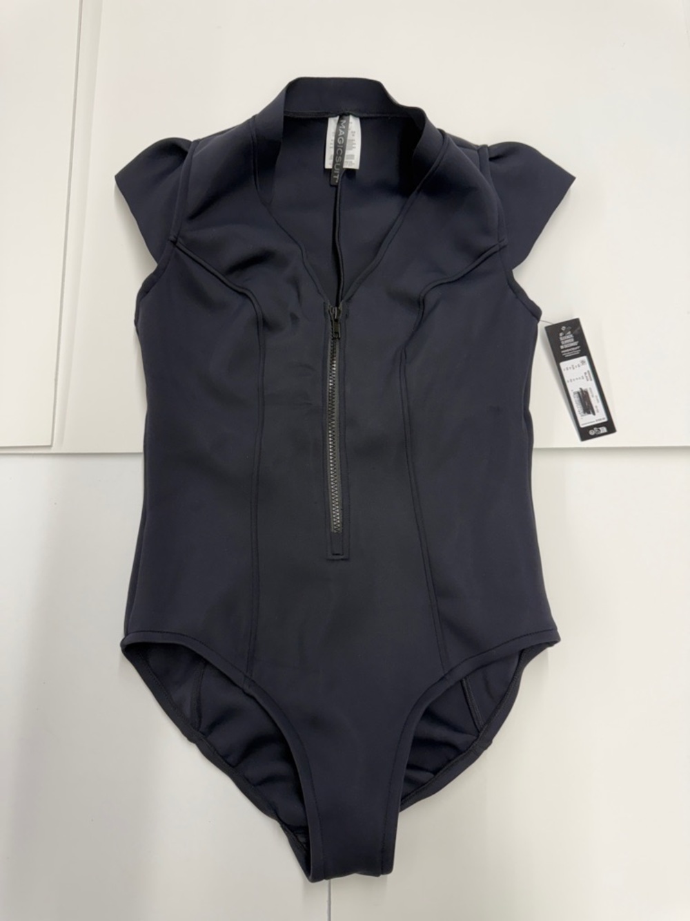NWT Magicsuit Clara Scuba Underwire One-Piece Swimsuit - Size 10 - Black